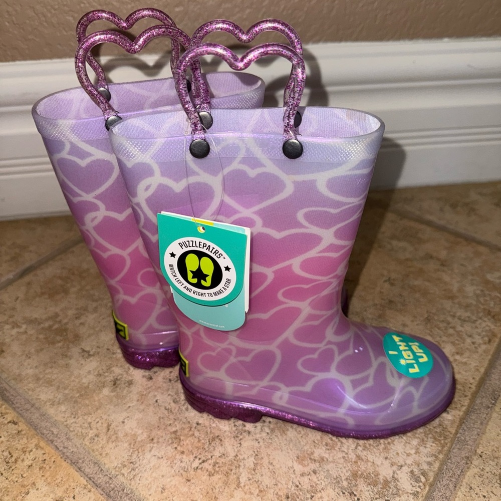 Puzzle Pairs Purple Heart Rain Boots